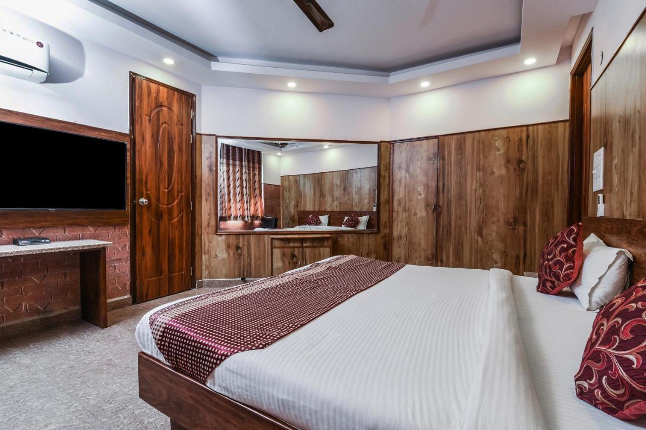 Hotel Dream Palace Laxmi Nagar Нью-Делі Екстер'єр фото