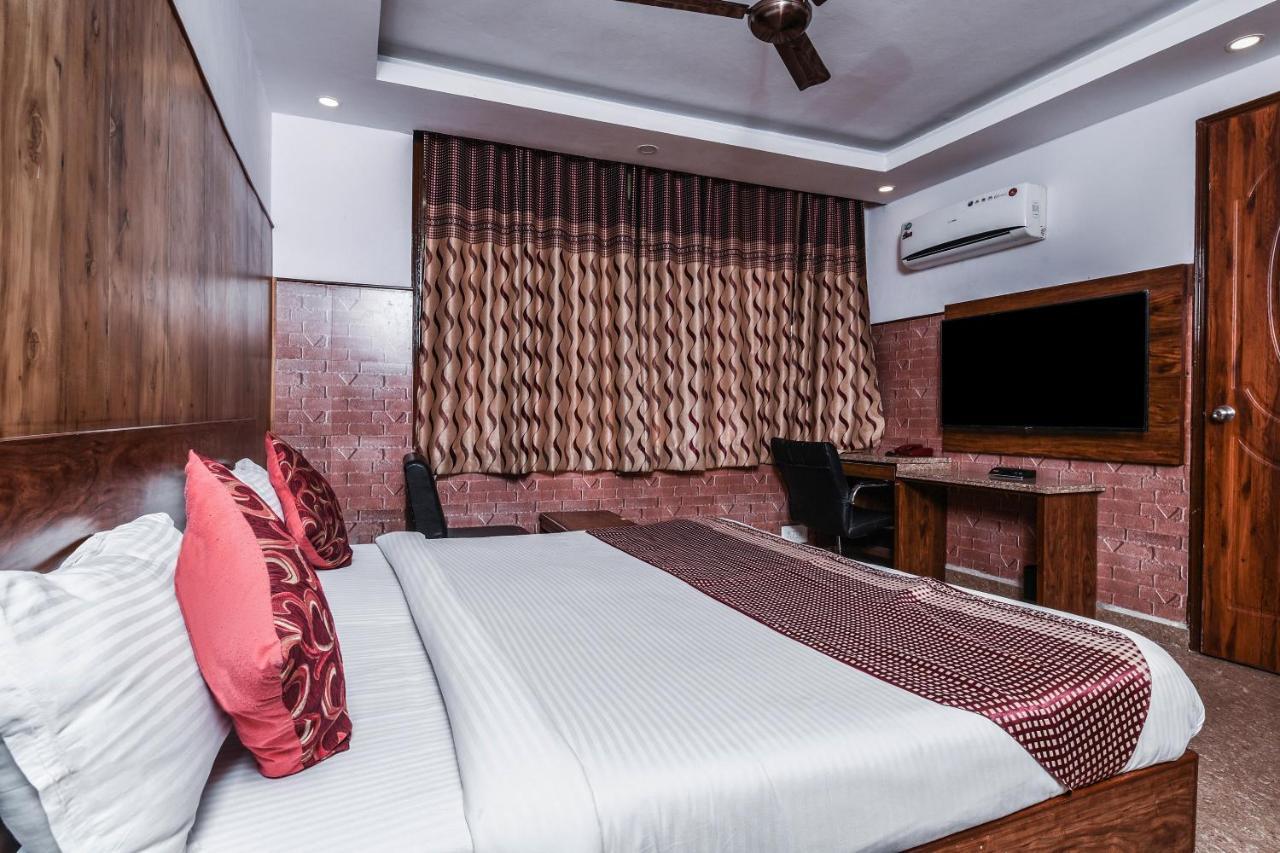 Hotel Dream Palace Laxmi Nagar Нью-Делі Екстер'єр фото