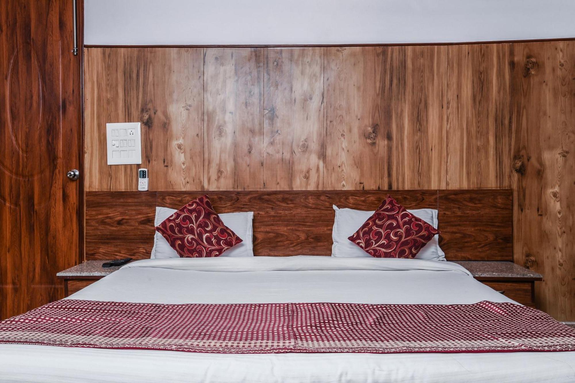 Hotel Dream Palace Laxmi Nagar Нью-Делі Екстер'єр фото